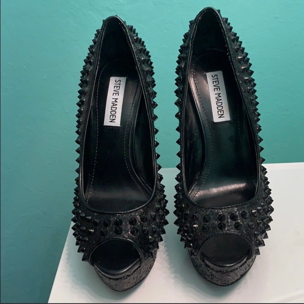 Steven madden spiked heels